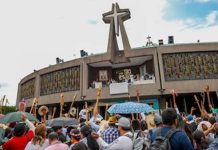 Mañanitas a La Virgen: Peregrinos de la Basílica de Guadalupe dejarán derrama de 21.7 mil mdp