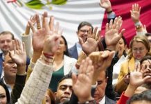 Choque entre PT y Morena estanca la votación de aranceles de México a China