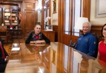 Sheinbaum anuncia la salida de Víctor Rodríguez de dirección de Pemex; releva Juan Carlos Carpi