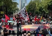 CNTE rechaza exhorto del gobierno para levantar plantón, asegura que la huelga sigue y se “reforzará”