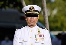 Vicealmirante Roberto Farías pide a Sheinbaum intervenir en proceso por huachicol