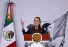 Sheinbaum niega que exista una “lista de malos periodistas” y minimiza agresiones en redes
