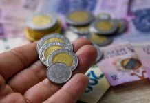 Mexicanos no sueltan ‘el cash’: 66% usa efectivo porque es ‘más fácil y práctico’